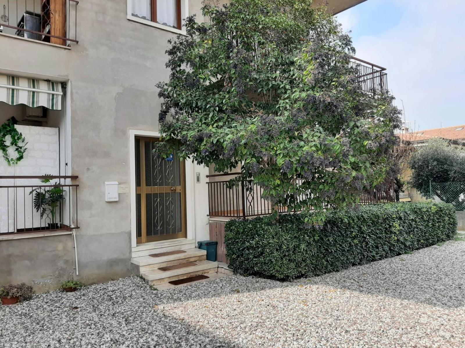 Bed and Breakfast B.B. Ferretti House Volargne Esterno foto